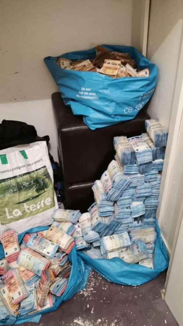 buy counterfeit euro